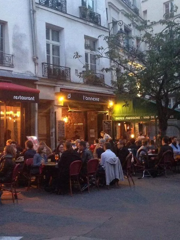 Appartement Convivial Et Chaleureux Pres De Notre-Dame Paris Apartment
